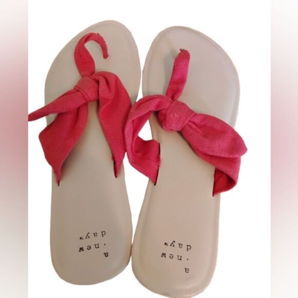 A new day women's red tan open toe slip on flat flip flops size 8 casual syle - Picture 5 of 6